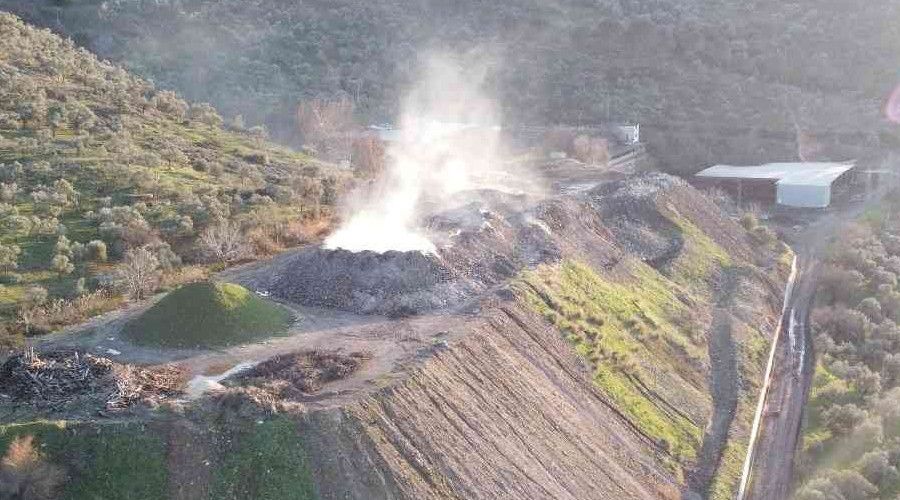 Tire'de madende zehirlenen 2 işçi hastaneye kaldırıldı