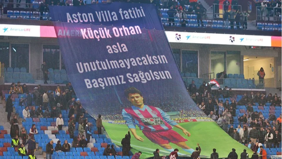 Trabzonspor, Karadeniz derbisinde Rizespor'u 1-0 ma�lup etti