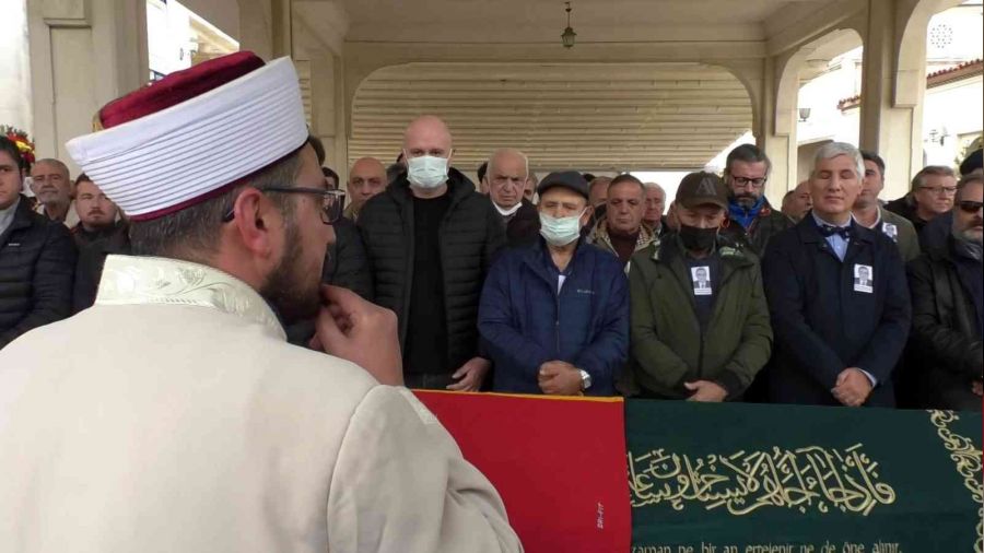 TRT sunucusu Bülend Özveren son yolculuğuna uğurlandı