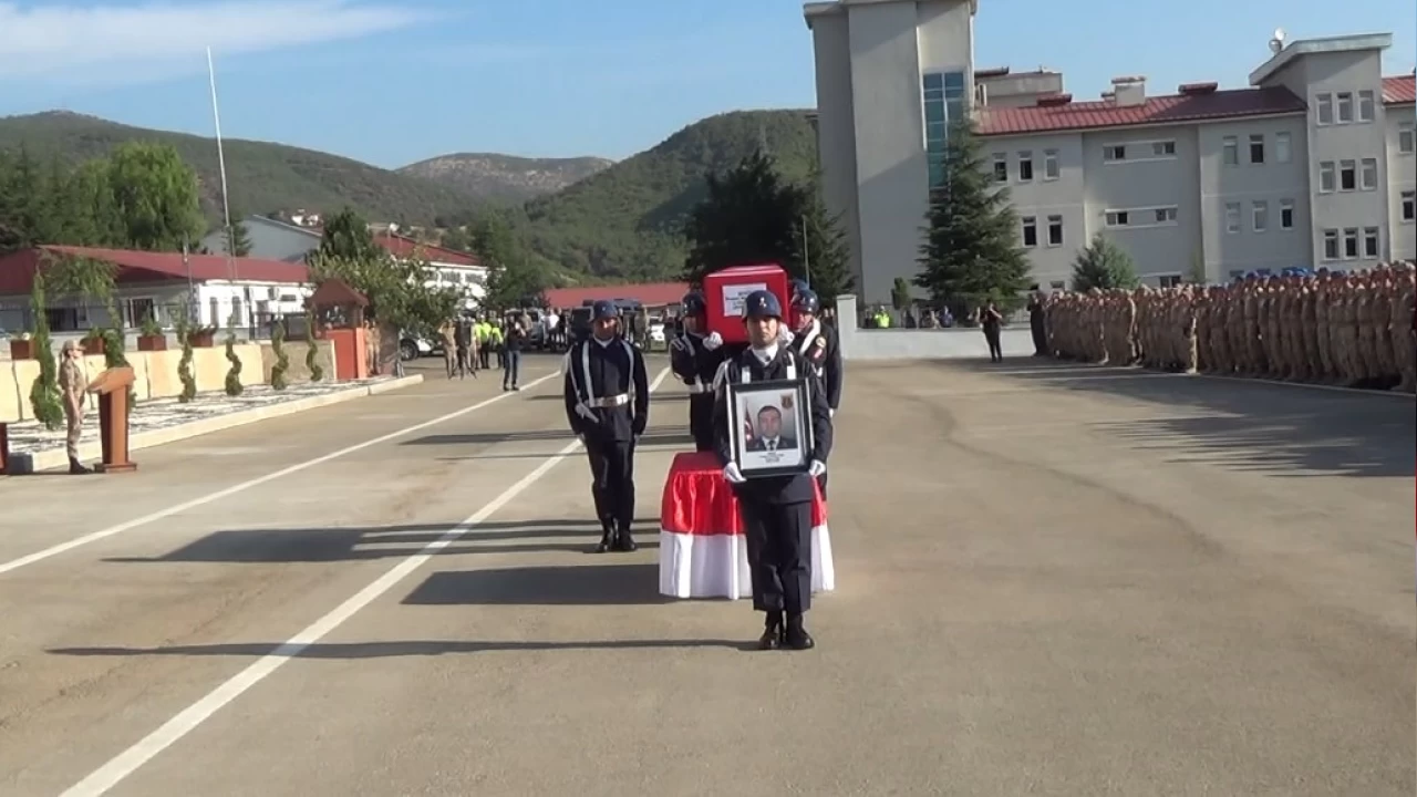 Tunceli �ehitleri u�urland�
