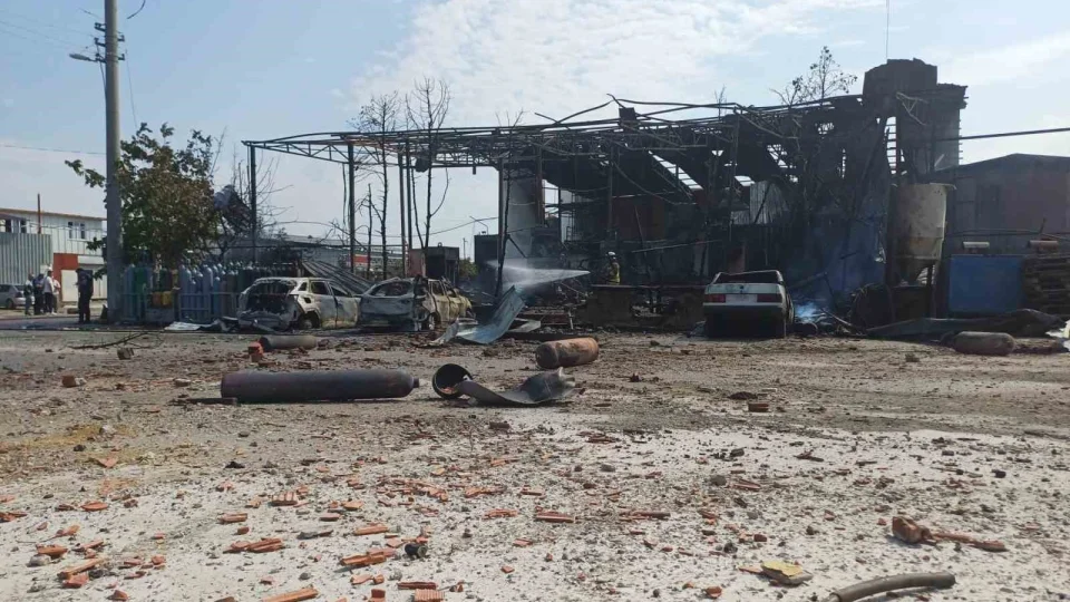 Tüp dolum tesisindeki yangında soğutma çalışmaları devam ediyor