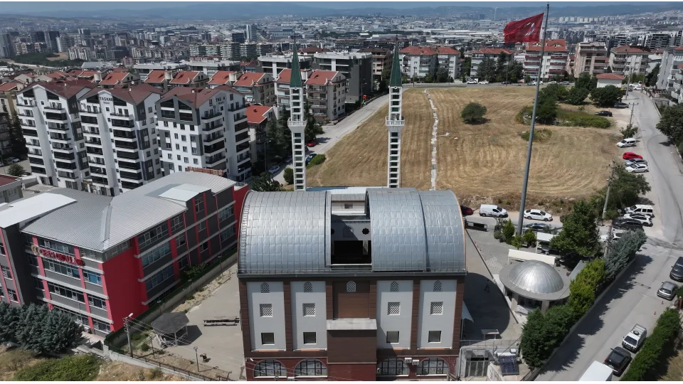 T�rkiye'nin en ilgin� kubbeli camisi Bursa'da
