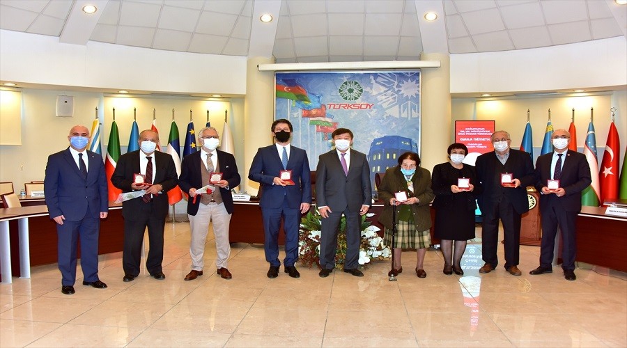 T�RKSOY'dan  ��kran ni�anesi "Nemeth Hat�ra Madalyonu"