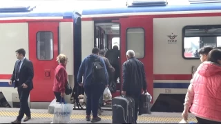 Uçak ve otobüs fiyatları vatandaşı trene yöneltti