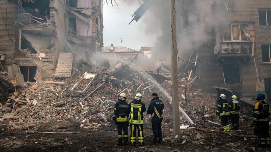 Ukrayna: Rusya 499 �ocuk �ld�rd�