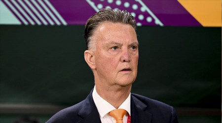 van Gaal görevini bıraktı