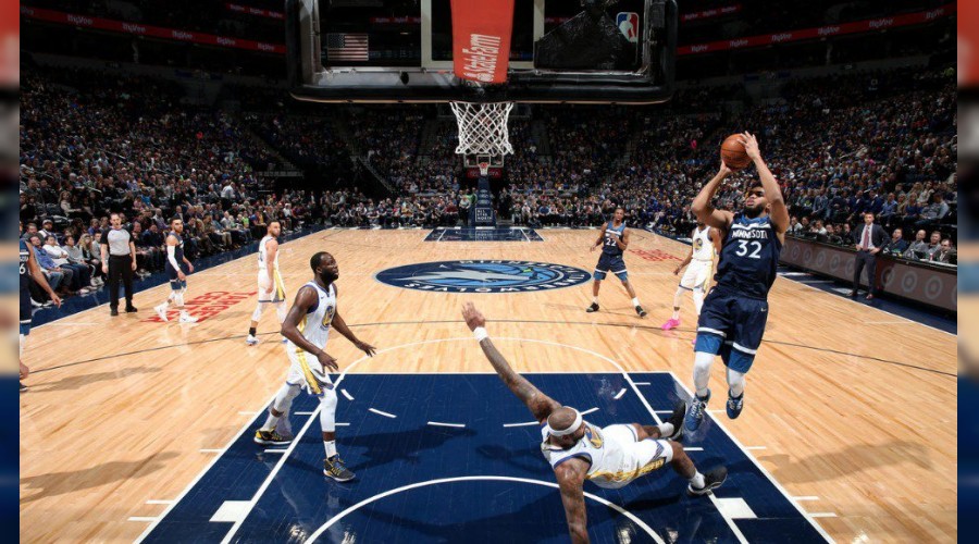 Warriors son saniyede kaybetti