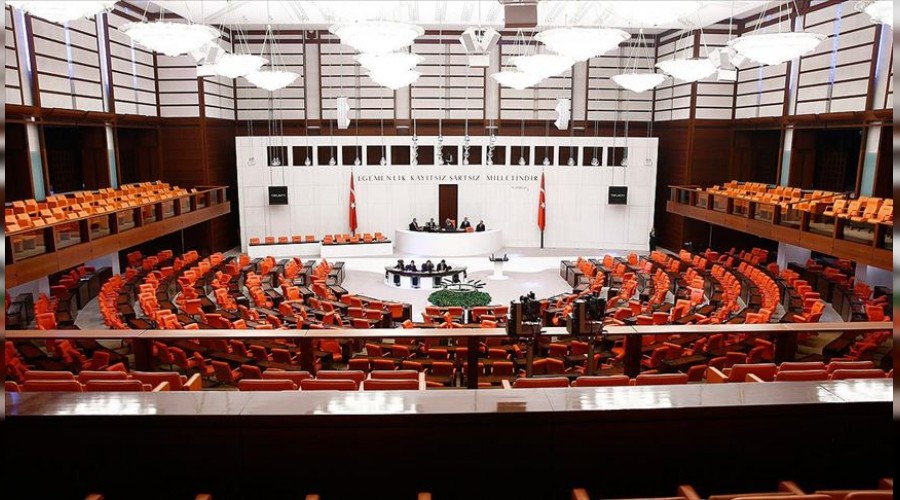 Yeni askerlik düzenlemesi salı günü oylanacak