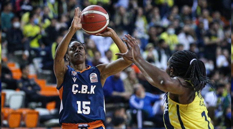 Yeniehir Fener'i yenerek kupaya uzand