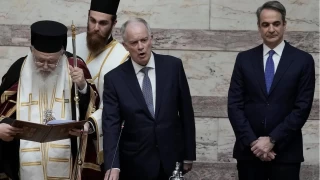 Yunanistan'ın yeni Cumhurbaşkanı Tasulas göreve başladı