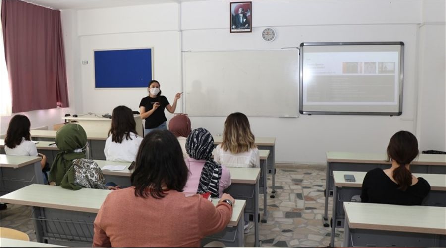Z kuşağının yüzde 73'ünün kafasında yurtdışında yaşamak var!