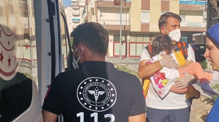 Zehirlenen 6 ki�ilik aile hastaneye kald�r�ld�