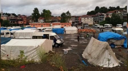 Zonguldak'ta mevsimlik işçilerin çadırları sular altında