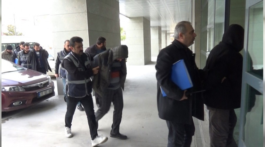 1 milyonluk vurgun yapm��lard�