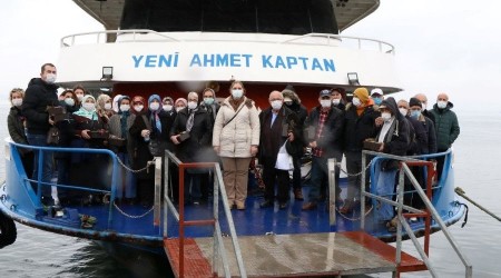 1 yıl sonra dışarıya çıkıp gördükleri denize hayran kaldılar
