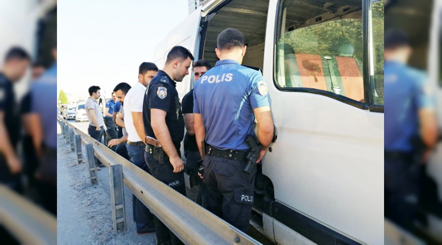16 bin kaçak göçmen İstanbul'dan gönderildi