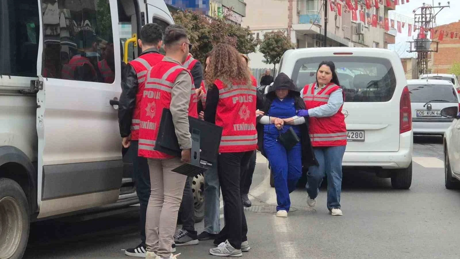3 ilde 'g�zellik merkezi' operasyonu: 14 g�zalt�