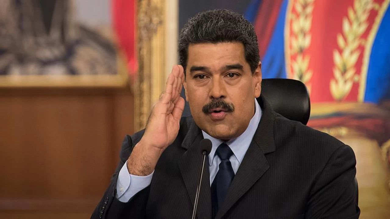 ABD, Venezuela Devlet Başkanı Maduro'ya siyasi sığınma teklifinde bulundu