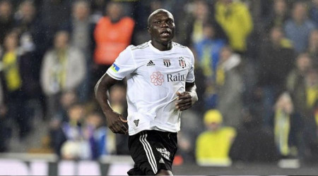 Aboubakar, Aslan'a karşı siftah peşinde