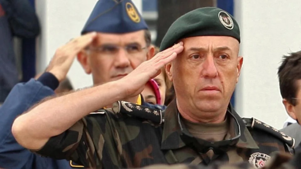 Adalet Bakan�, Beh�et Oktay'�n ailesiyle g�r��ecek