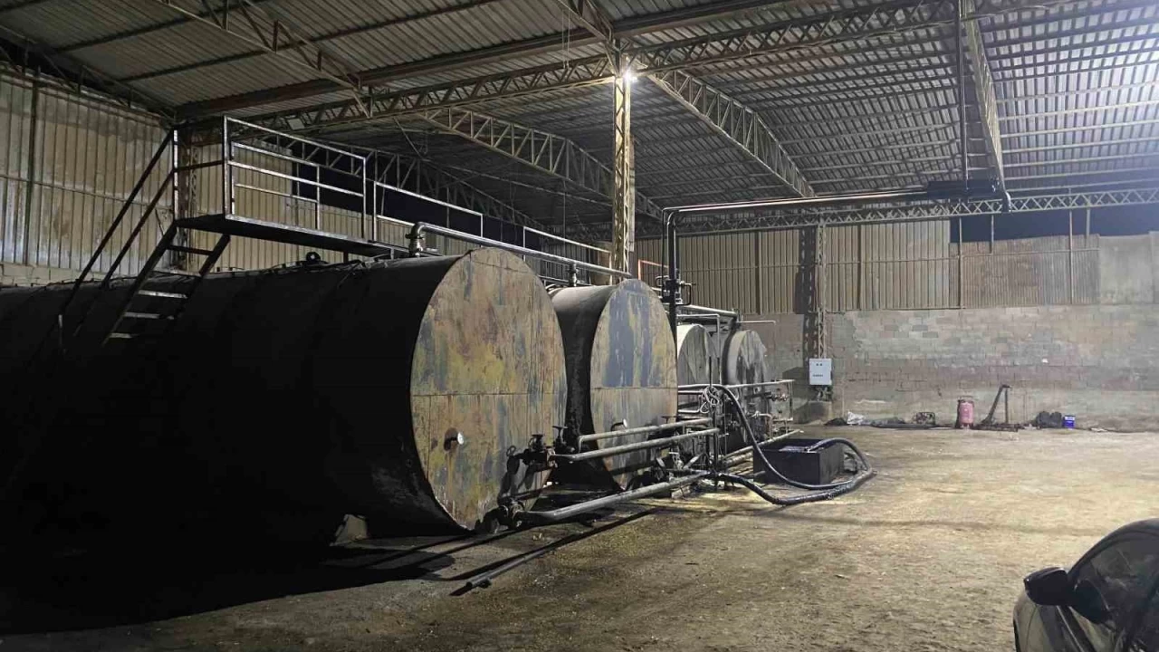 Adana'da 182 bin litre sahte akaryak�t ele ge�irildi