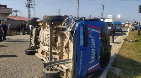 Adana'da askeri araç devrildi: 2 şehit, 3 yaralı