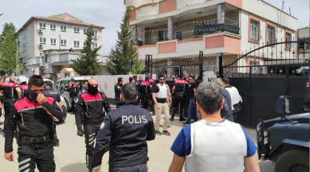Adana'da polise silahlı saldırı: 1 ağır yaralı