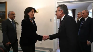 AK Parti ve DEM Parti heyetleri Meclis'te görüştü