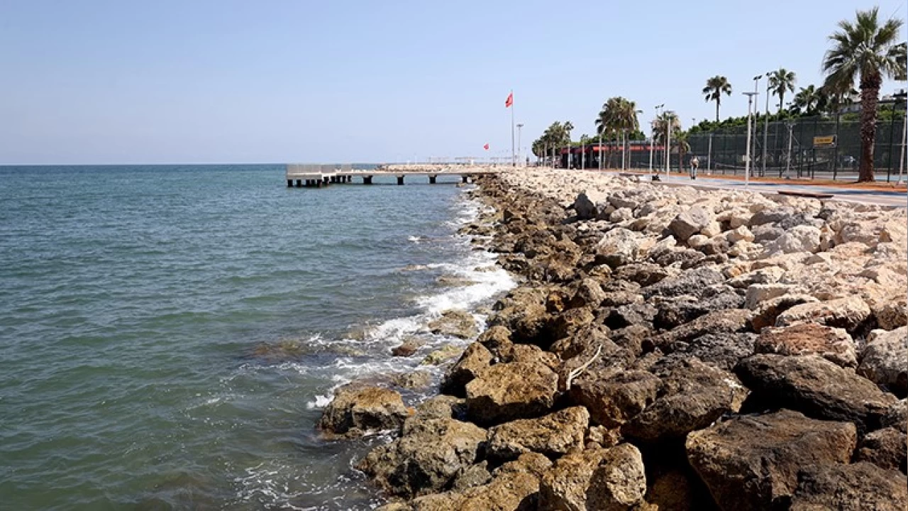 Akdeniz'de deniz suyu s�cakl��� rekor k�racak