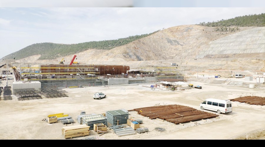 Akkuyu'da ilk reaktörün betonu döküldü