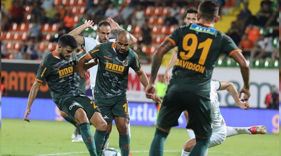 Alanyaspor bu sezon kayıplarda