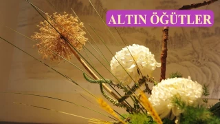 Allah, zatn ok zikredeni sever