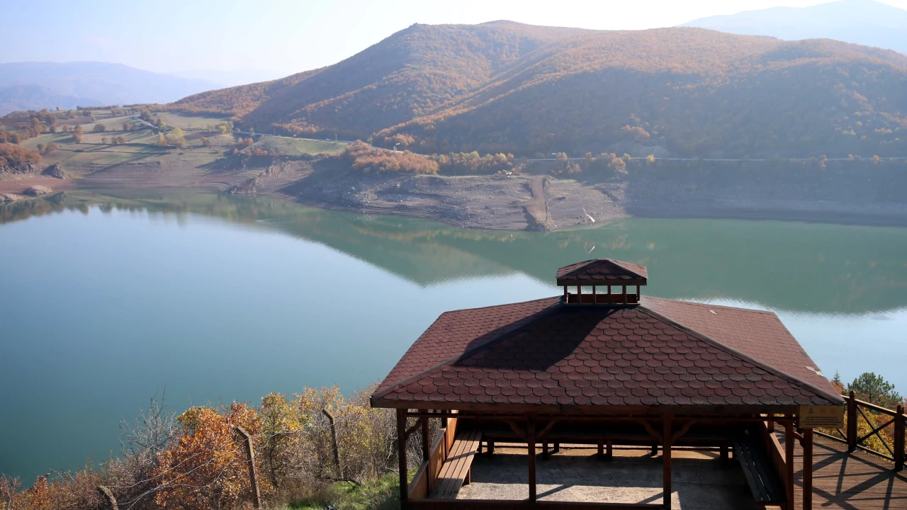 Almus Baraj Gölü: Doğanın kalbinde sessiz bir mola