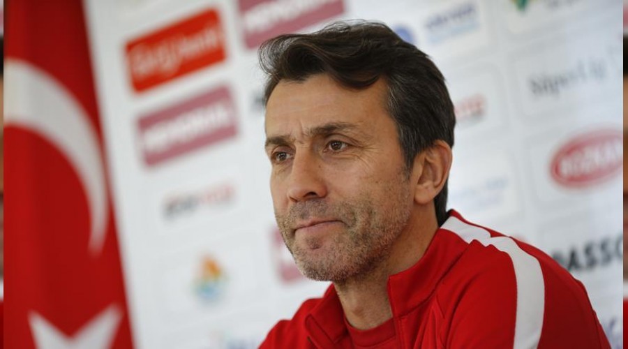 Antalya, Galatasaray'dan ekinmiyor