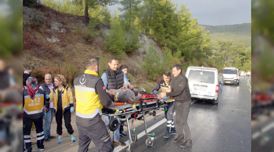 Antalya'da feci kaza: 1 ölü, 2 yaralı