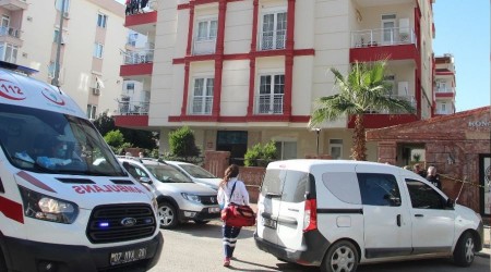 Antalya'da iki çocuk annesi kadın tabancayla intihar etti