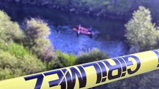 Ardahan'da Kura Nehri'ne giren 2 kii bouldu