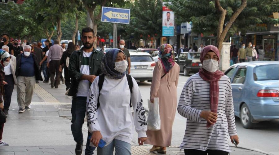 Aşı, Elazığ'da vaka sayılarını düşürdü