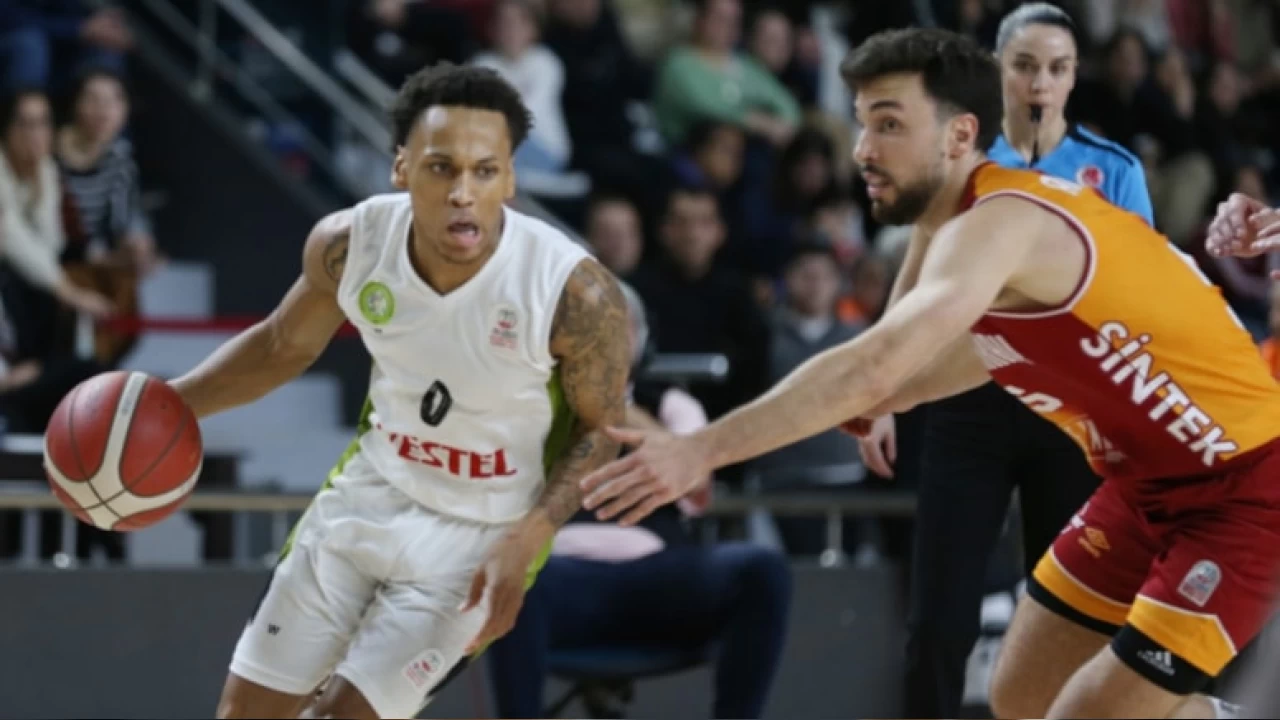 Aslan deplasmanda kazand�