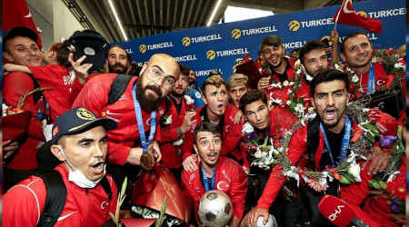 Avrupa Şampiyonlarına coşkulu karşılama