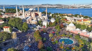 Ayasofya'da Filistin'e destek bulumas