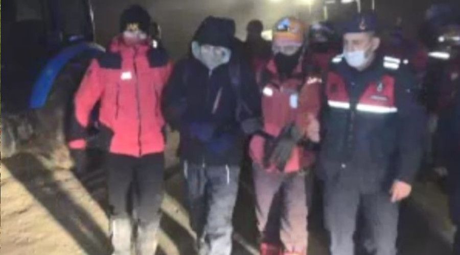 Aydın'dan havalanan İnsansız Hava Aracı, dağda kaybolan turisti buldu
