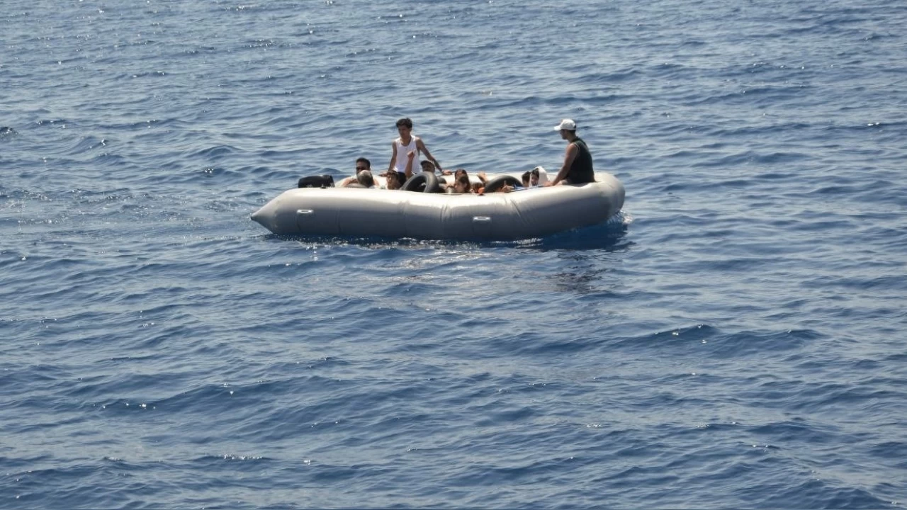 Ayvack aklarnda 15 kaak gmen yakaland