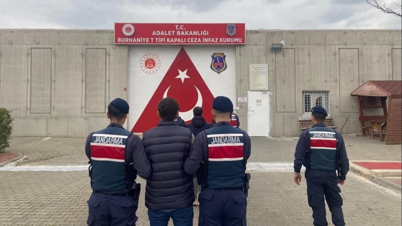 Balıkesir'de 6 günde 45 düzensiz göçmen yakalandı