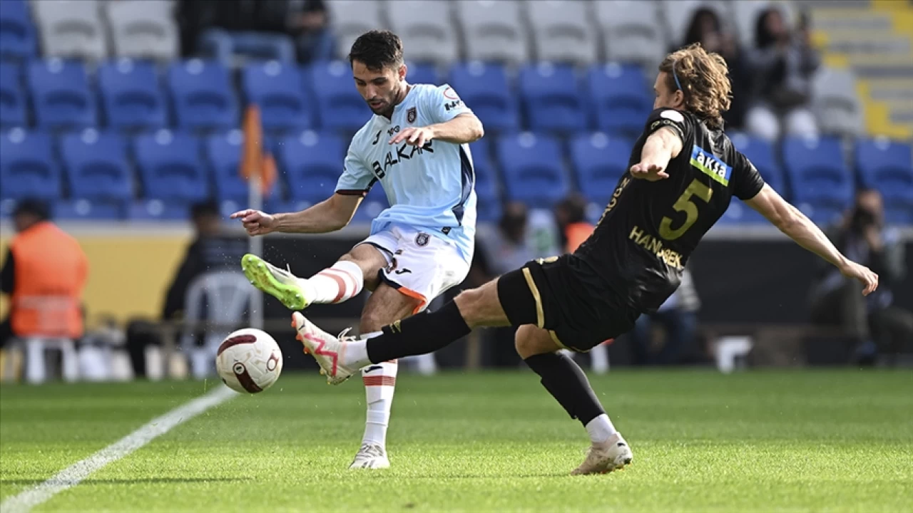 Ba�ak�ehir ��k�� ar�yor 