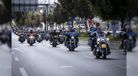 Bakentte Gazilerimizle Harley Davidson tutkunlar omuz omuzayd