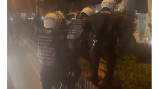 Başkentte izinsiz gösteriye müdahale eden 3 polis yaralandı