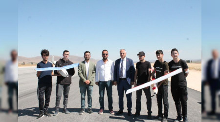 Bayburt'lu lise öğrencilerinden büyük başarı
