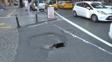 Beşiktaş'ta yol çöktü