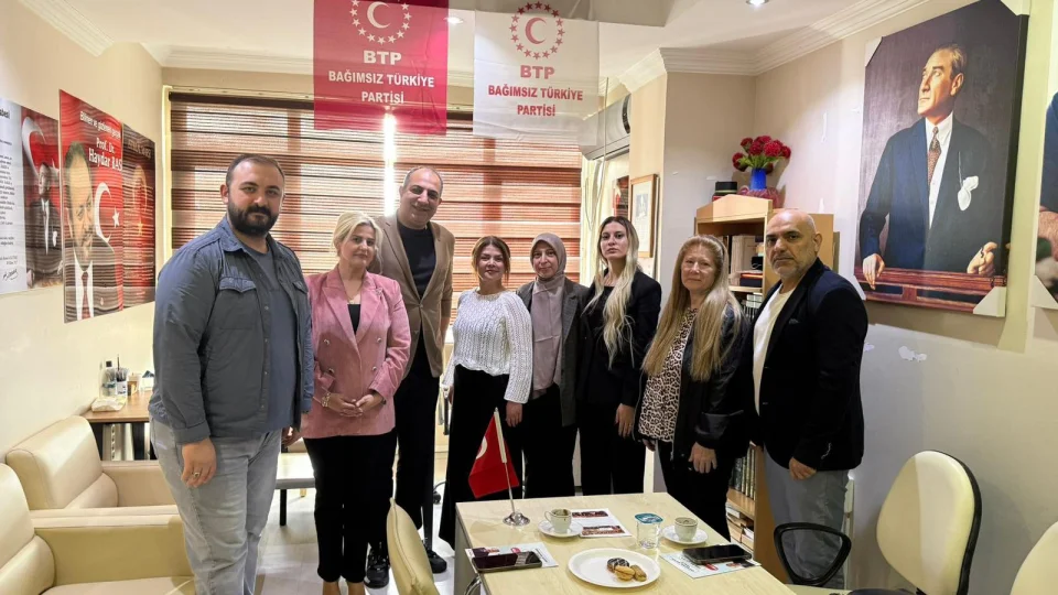 BEYMAKDER y�netiminden BTP Beylikd�z� te�kilat�na anlaml� ziyaret